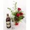 Vaso de Rosas com Cerveja e Taça